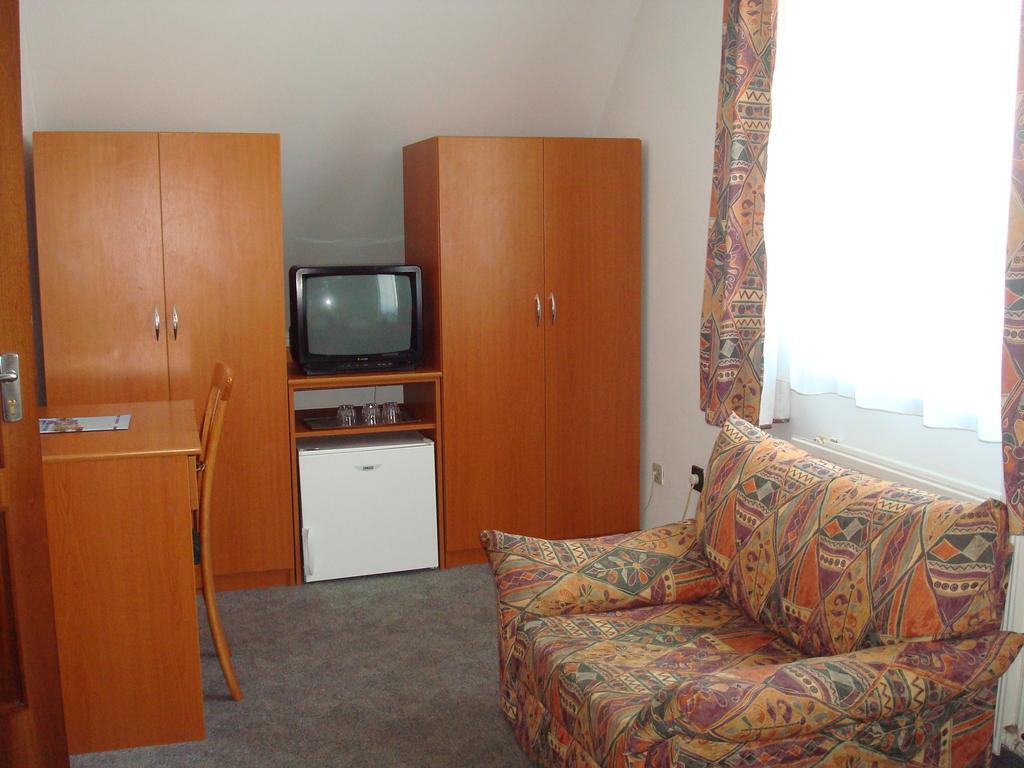 Hotel Termal Tiszaújváros Pokoj fotografie